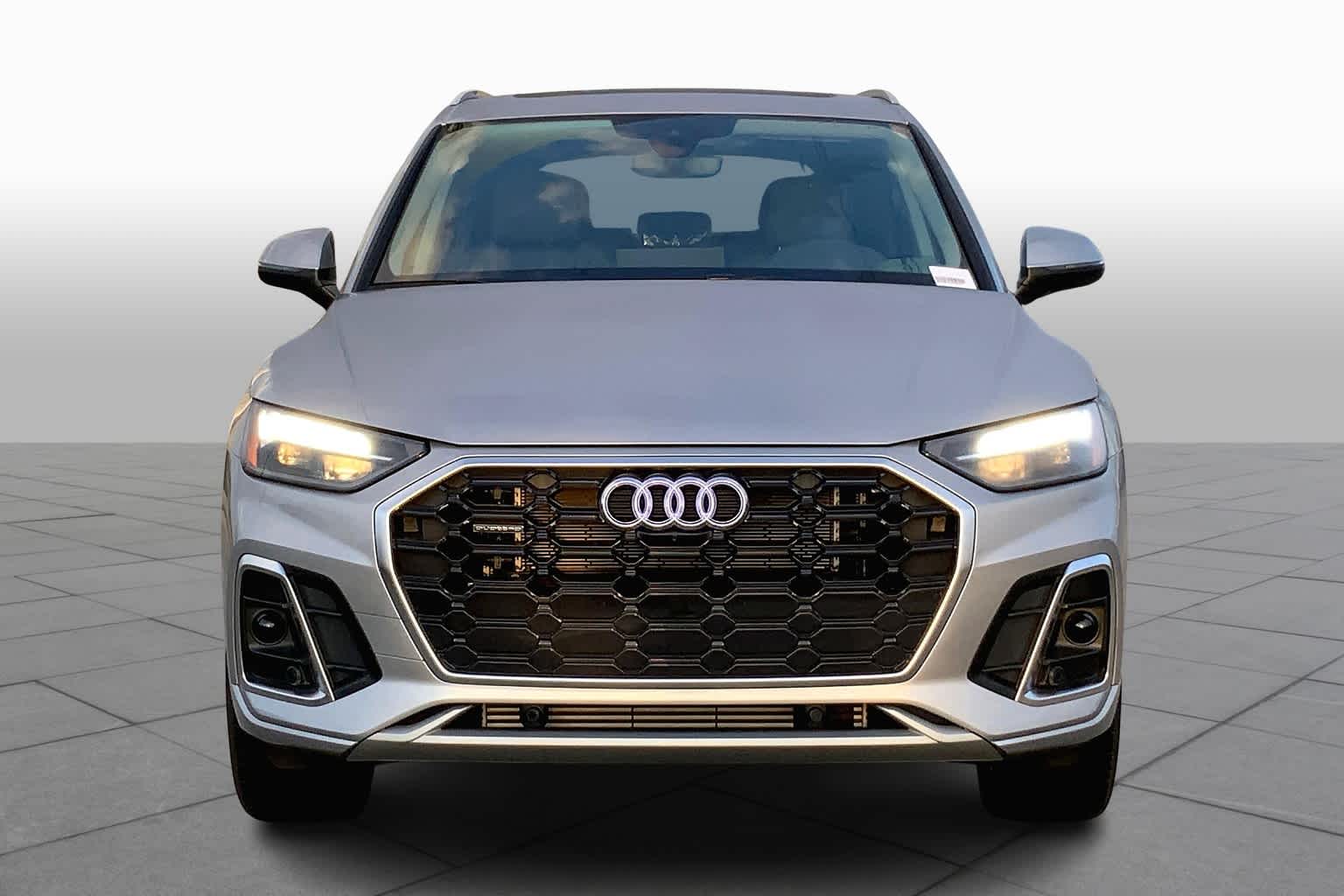 2025 Audi Q5 55 S line Premium Plus photo 3