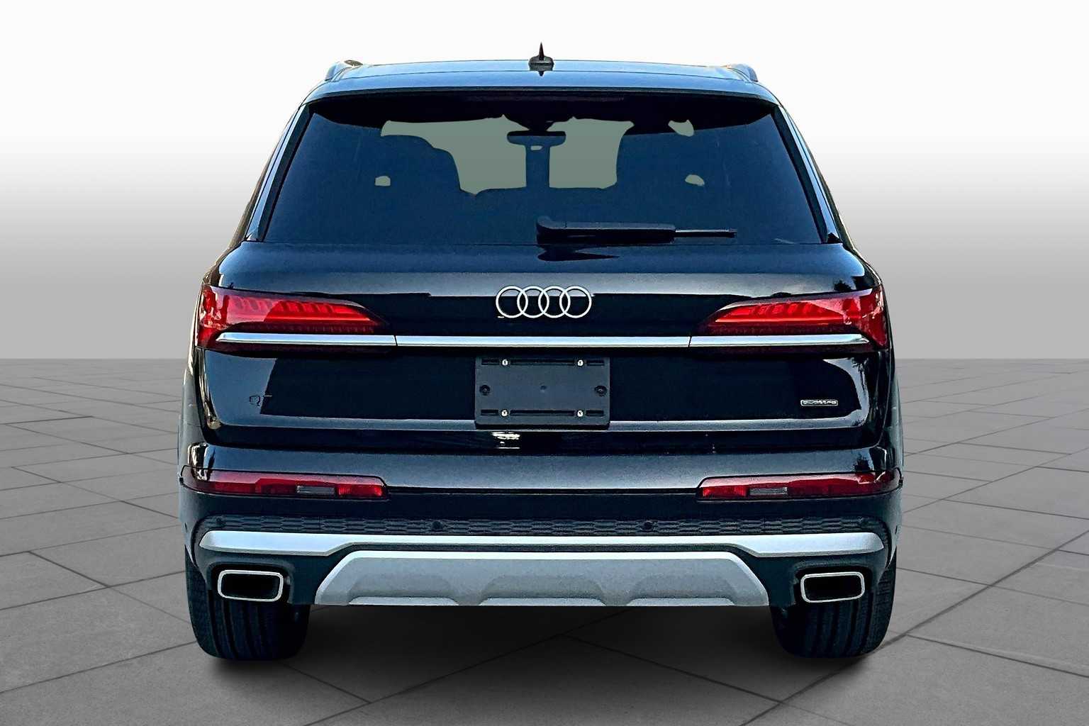 2025 Audi Q7 Premium Plus photo 4