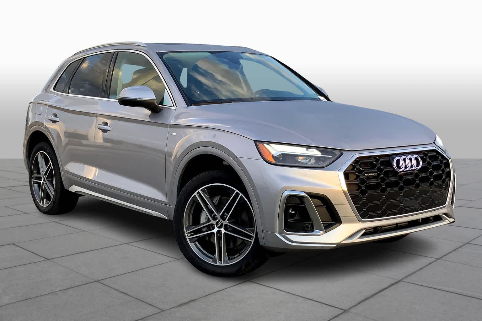 2025 Audi Q5 55 S line Premium Plus photo 2