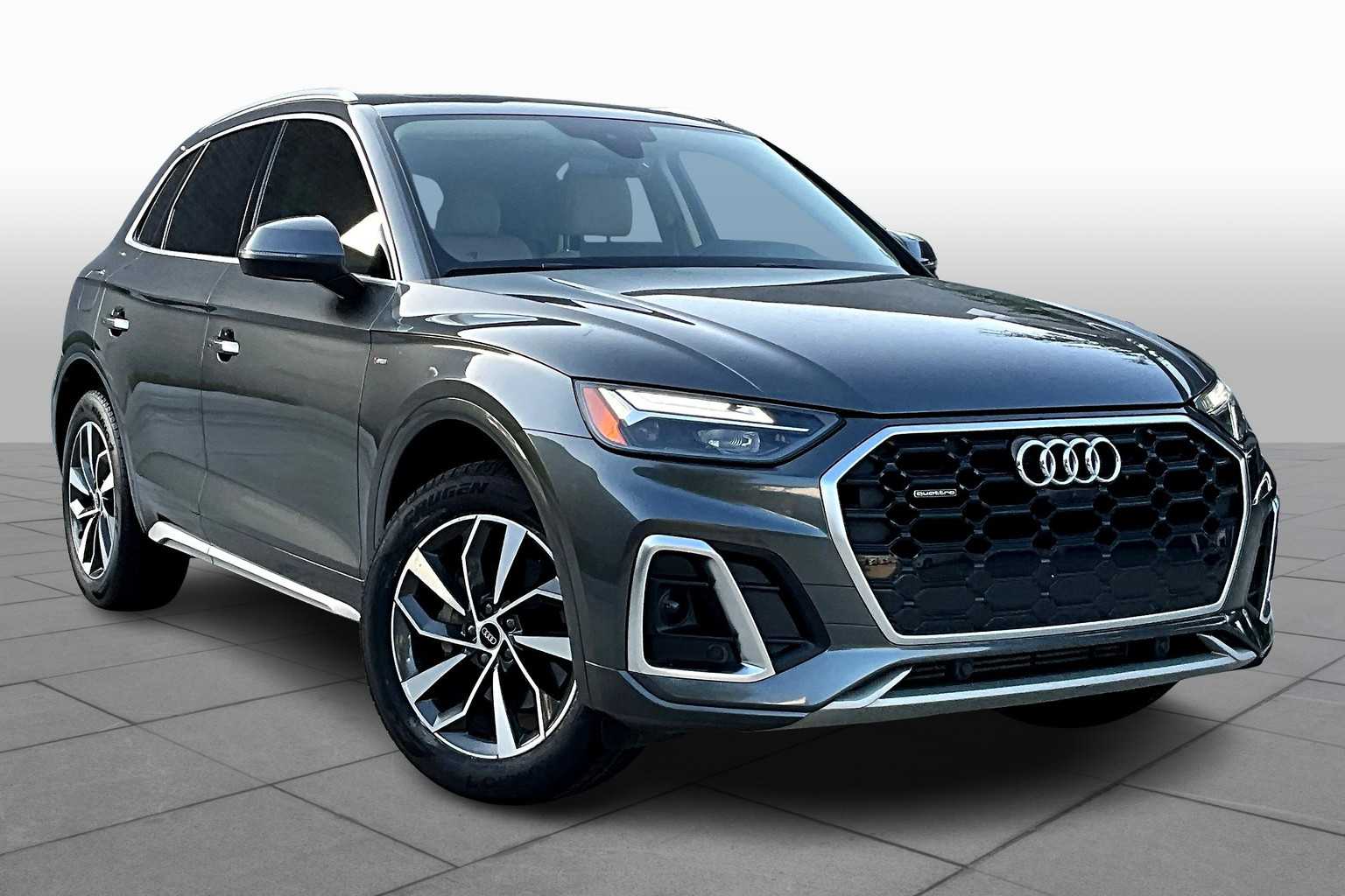 2022 Audi Q5 S line Premium Plus photo 2