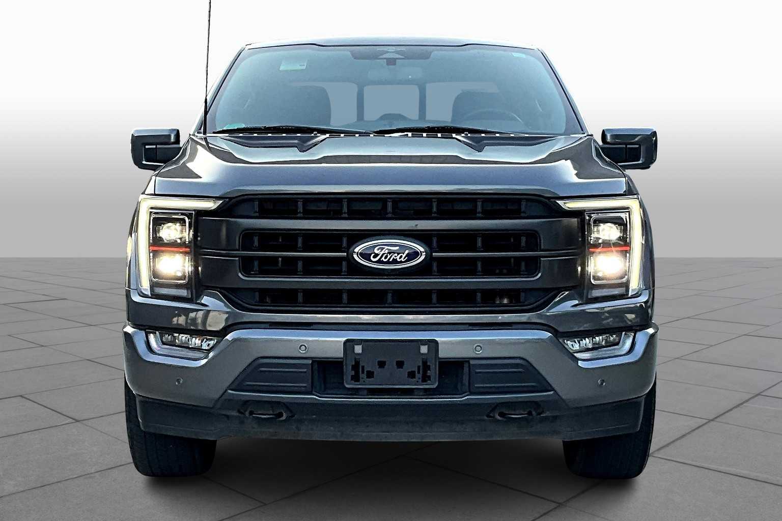 2023 Ford F-150 Lariat photo 3