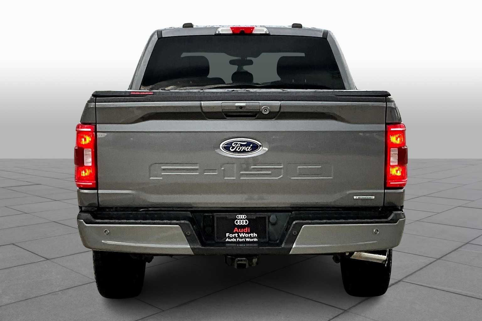 2021 Ford F-150 XLT photo 3