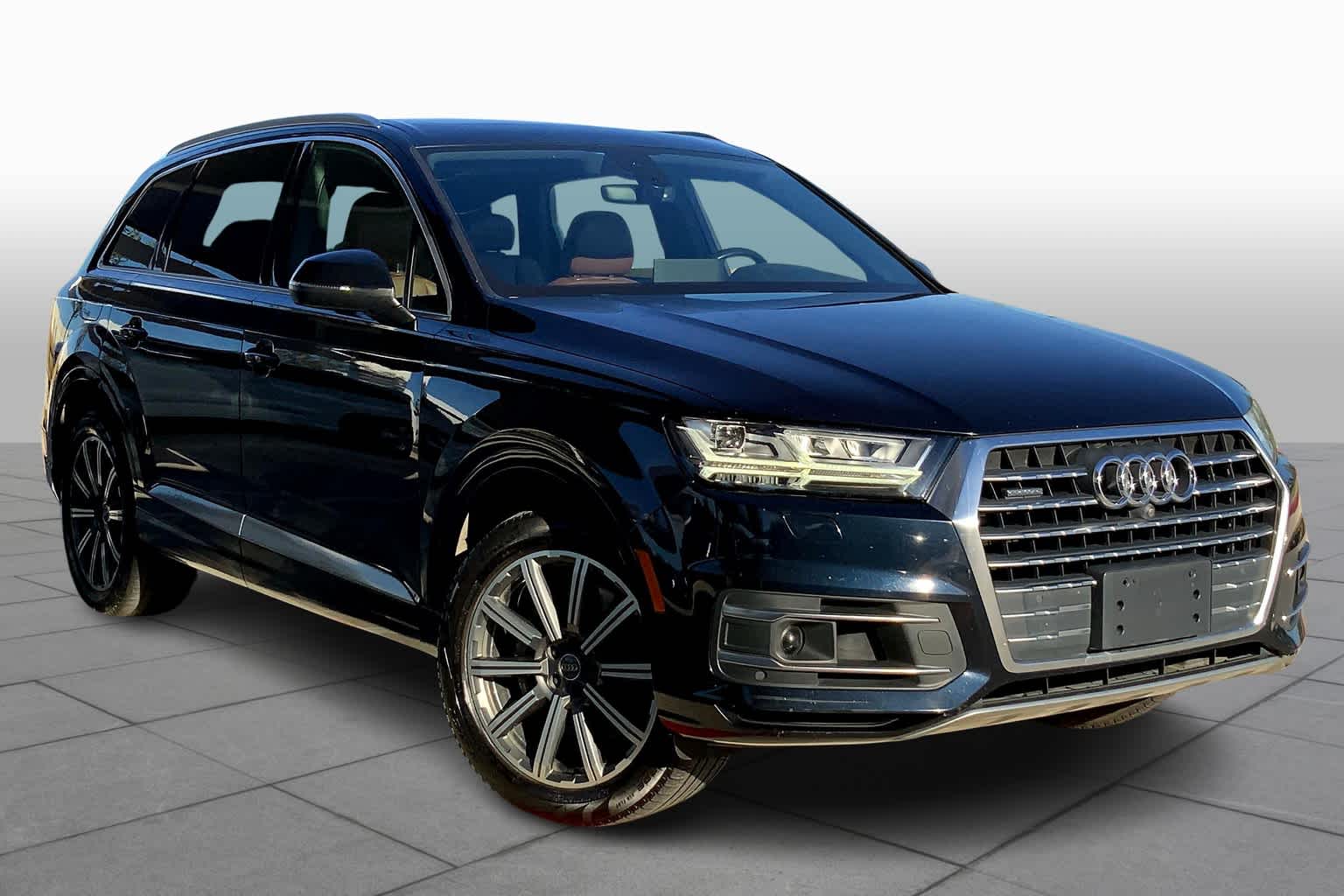 Used 2017 Audi Q7 Premium Plus with VIN WA1LAAF75HD011336 for sale in Benbrook, TX