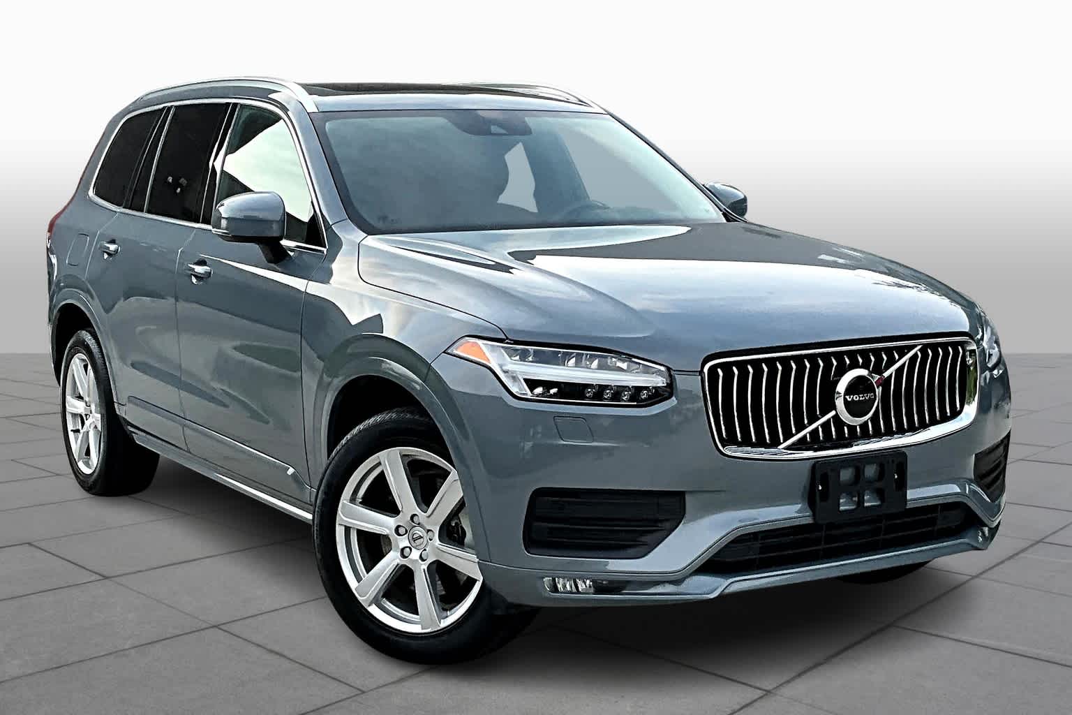 Used 2022 Volvo XC90 Momentum with VIN YV4102CK9N1827104 for sale in Benbrook, TX