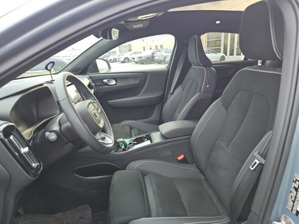 Certified 2023 Volvo C40 Recharge Pure Electric Ultimate SUV