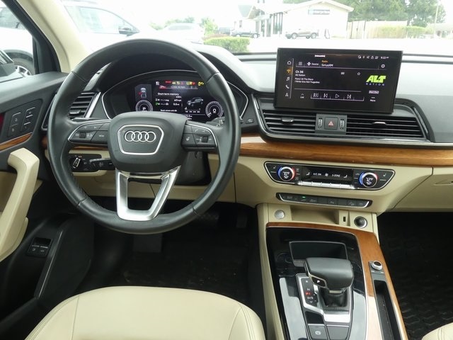 Used 2021 Audi Q5 Premium Plus with VIN WA1E2AFY1M2132417 for sale in Frederick, MD