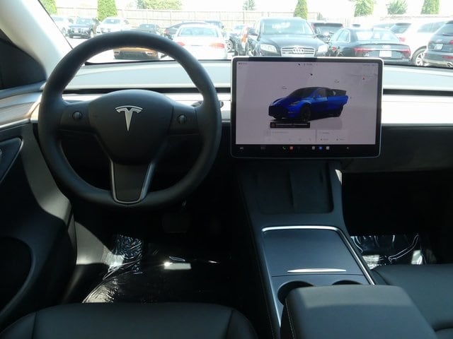 Used 2024 Tesla Model Y Long Range with VIN 7SAYGAEE0RF992957 for sale in Frederick, MD