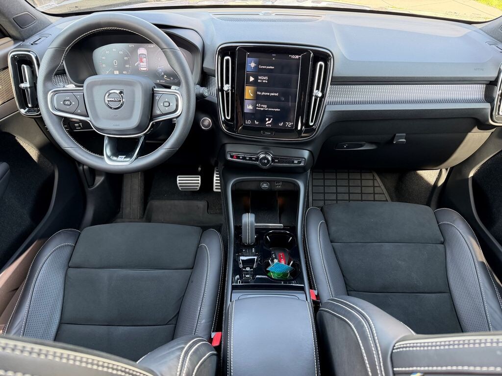 Used 2020 Volvo XC40 R-Design SUV