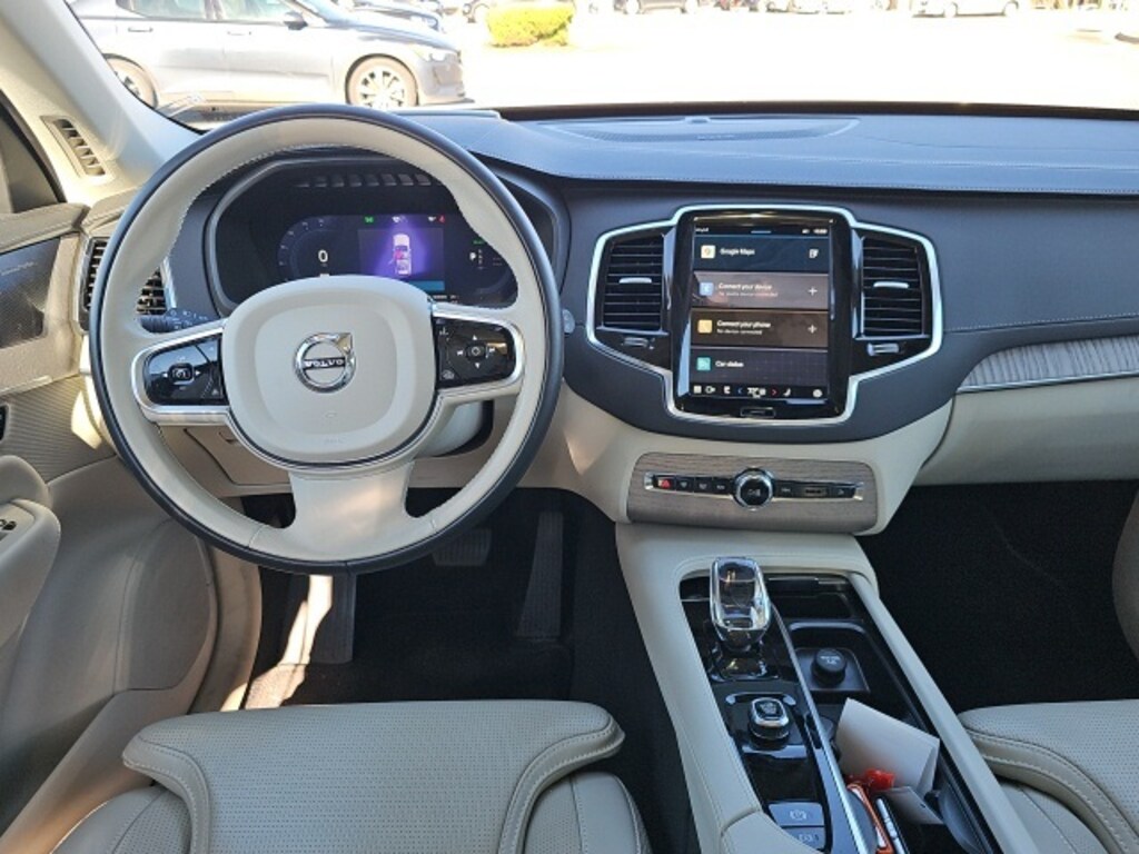 Used 2023 Volvo XC90 Recharge Plug-In Hybrid Ultimate SUV