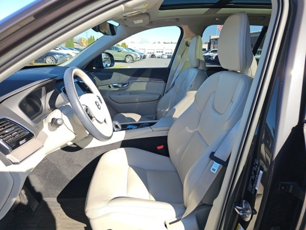 Used 2023 Volvo XC90 B6 Plus 7-Seater SUV