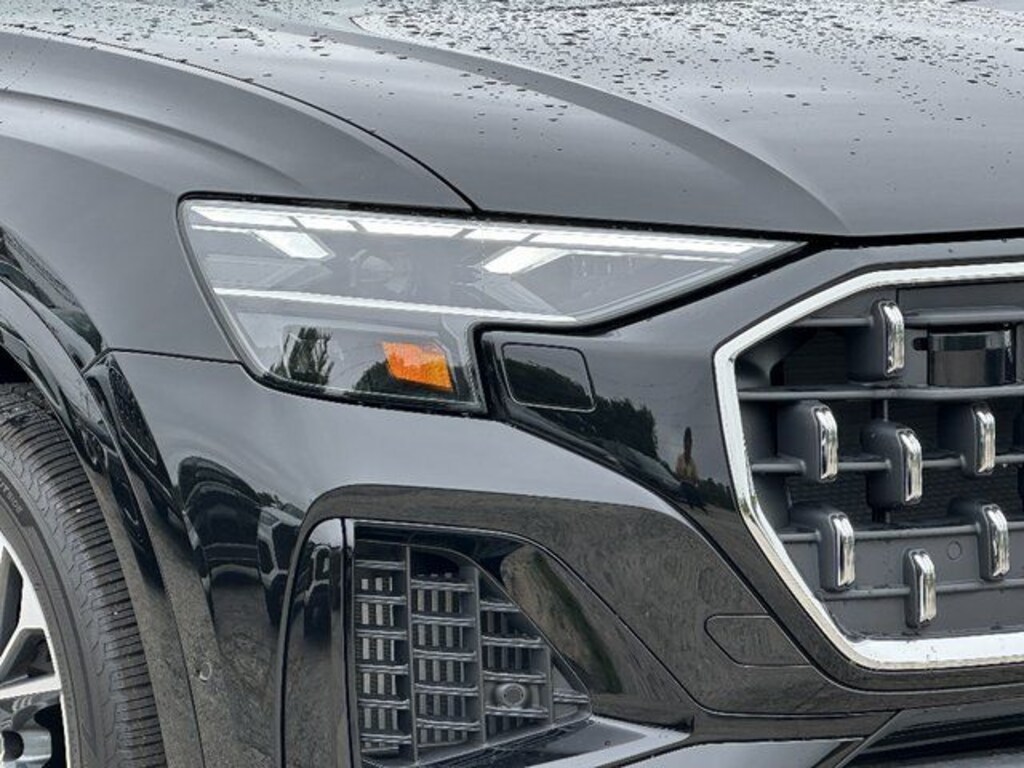 New 2025 Audi Q8 55 Premium Plus SUV