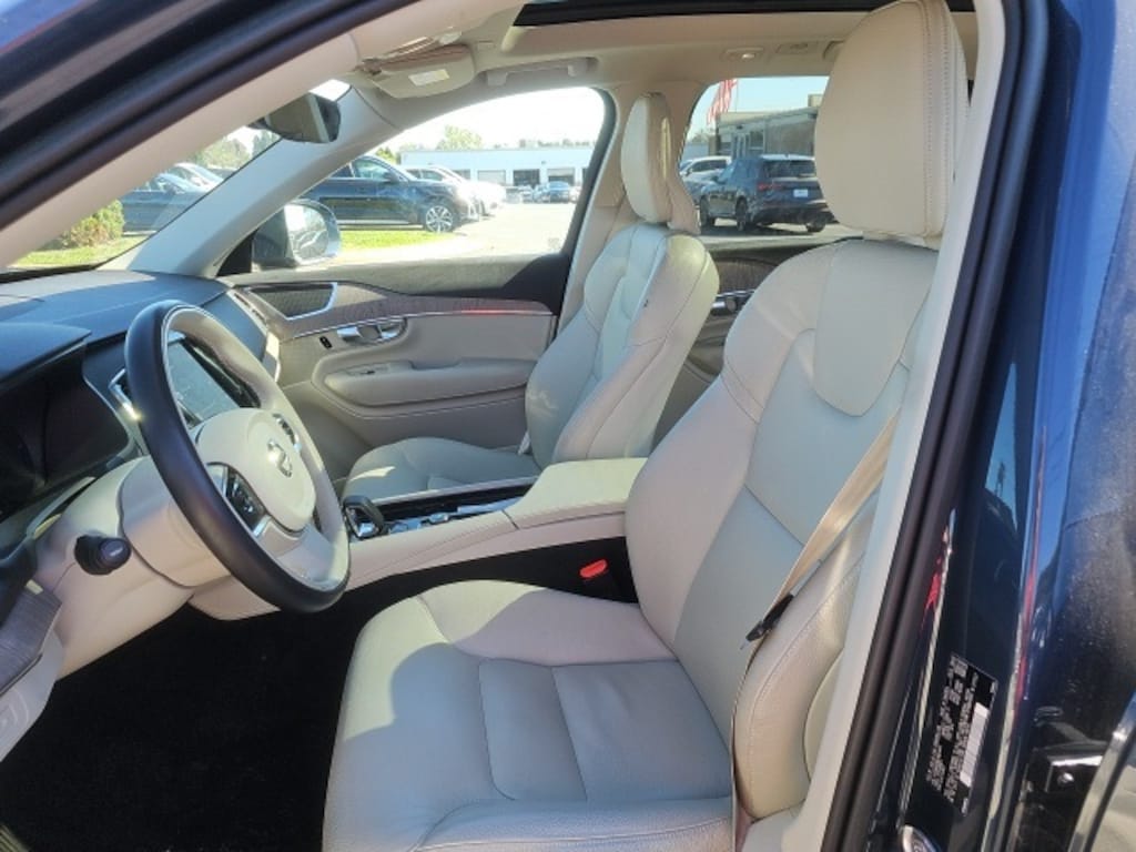 Used 2023 Volvo XC90 Recharge Plug-In Hybrid T8 Plus Bright Theme 7 Passenger SUV