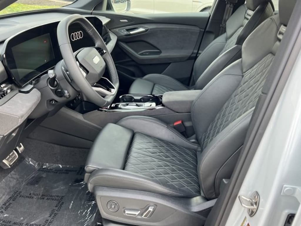 Certified 2025 Audi SQ6 e-tron Prestige SUV