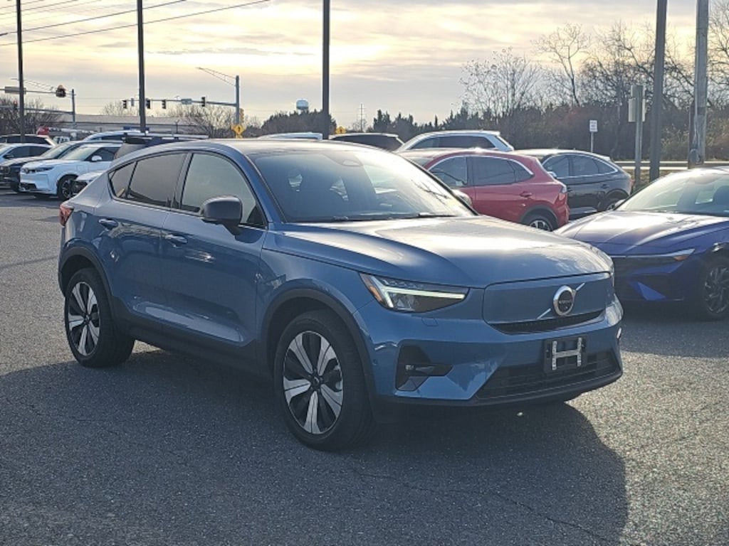 Certified 2023 Volvo C40 Recharge Pure Electric Twin Plus SUV