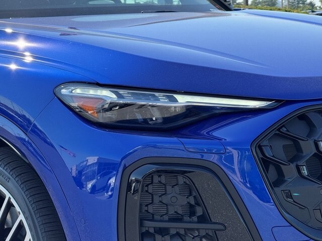 2025 Audi SQ5 Premium Plus photo 3
