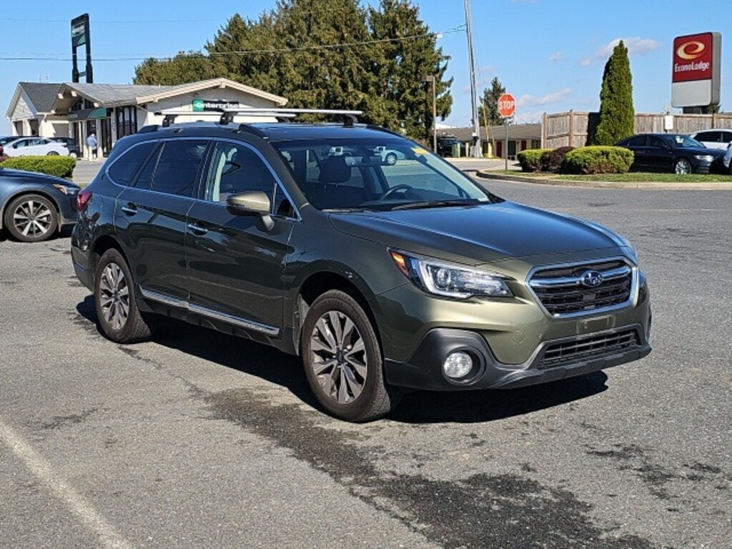 Used 2018 Subaru Outback 2.5i SUV