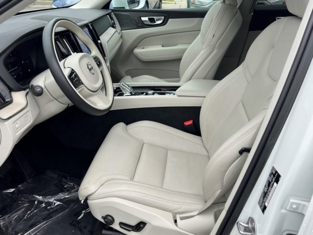 Certified 2022 Volvo XC60 B5 Inscription SUV