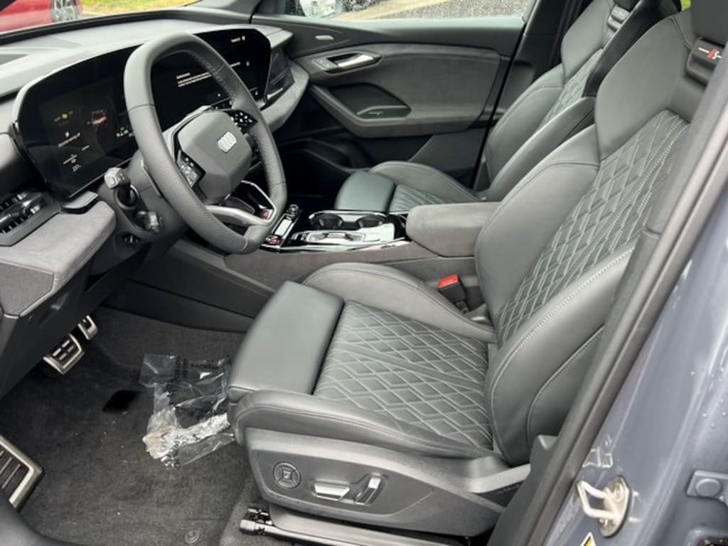 Certified 2025 Audi SQ6 e-tron Prestige SUV