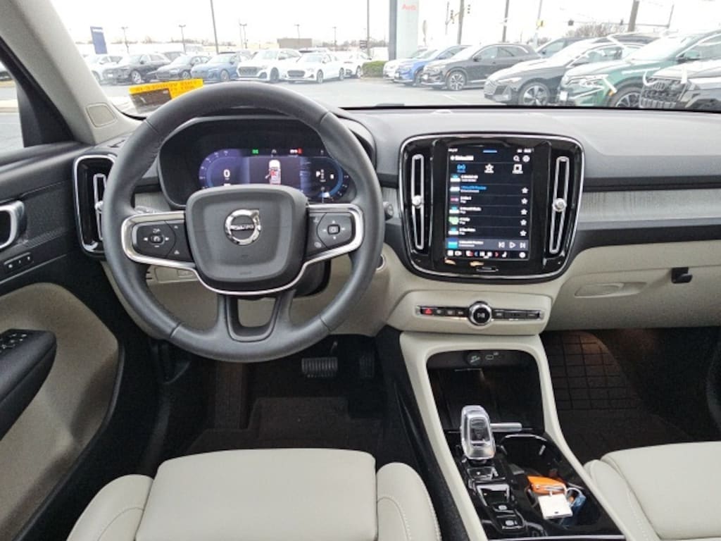 Certified 2023 Volvo XC40 B5 Plus Dark Theme SUV