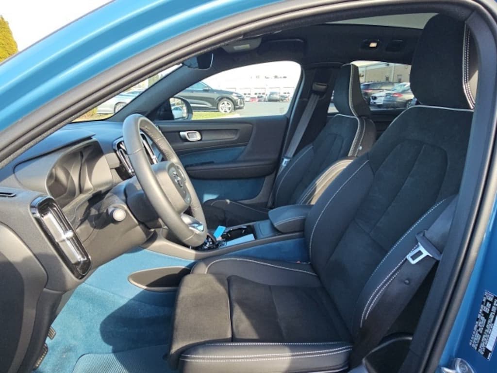 Certified 2023 Volvo C40 Recharge Pure Electric Twin Plus SUV