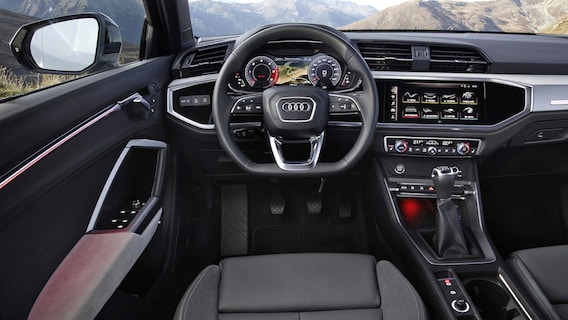 2023 Audi Q3 Sportback S line 40 TFSI quattro (190hp) - Interior