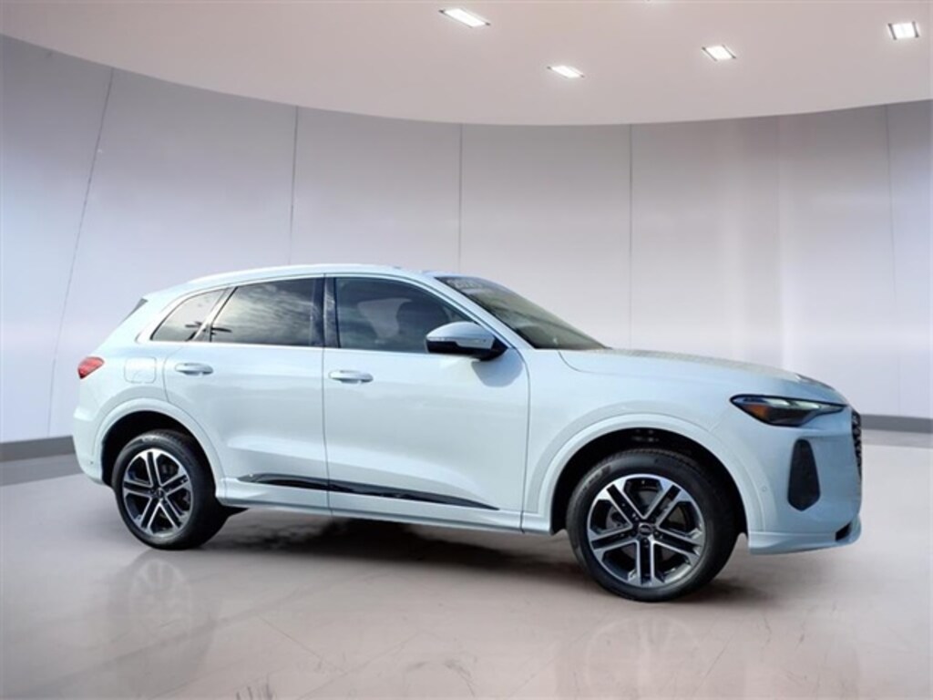 Certified 2025 Audi All-new Q5 2.0T Premium SUV