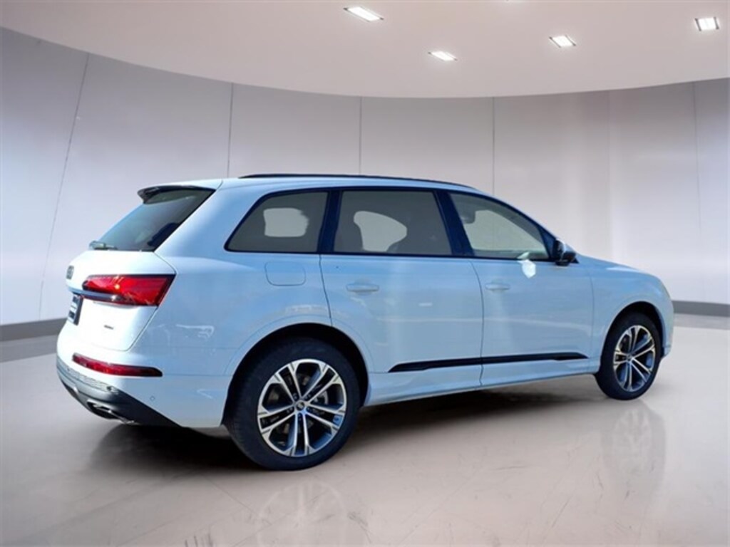 New 2026 Audi Q7 SUV