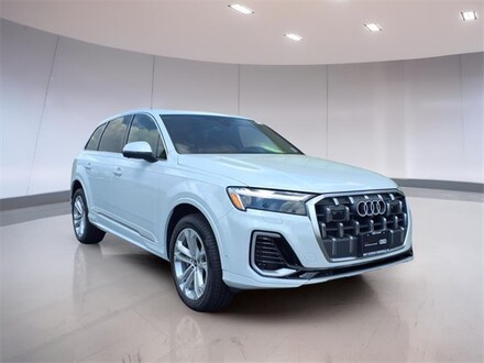 2025 Audi Q7 55 Premium SUV