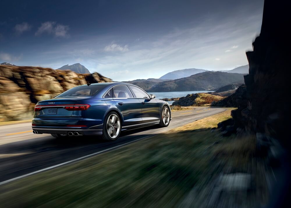 2020 Audi S8 Review image 1