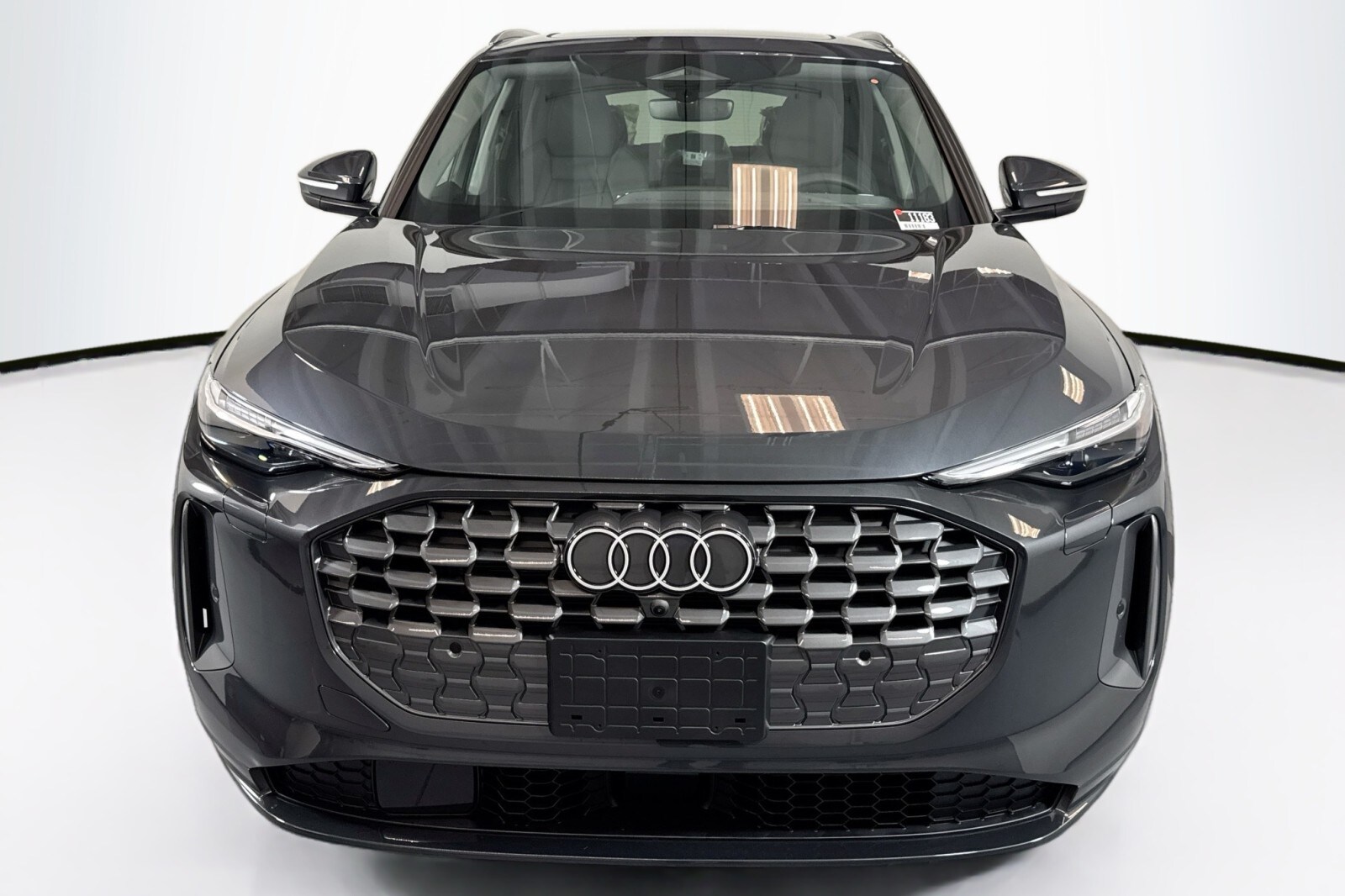 2025 Audi Q5 2.0T Premium Plus photo 2