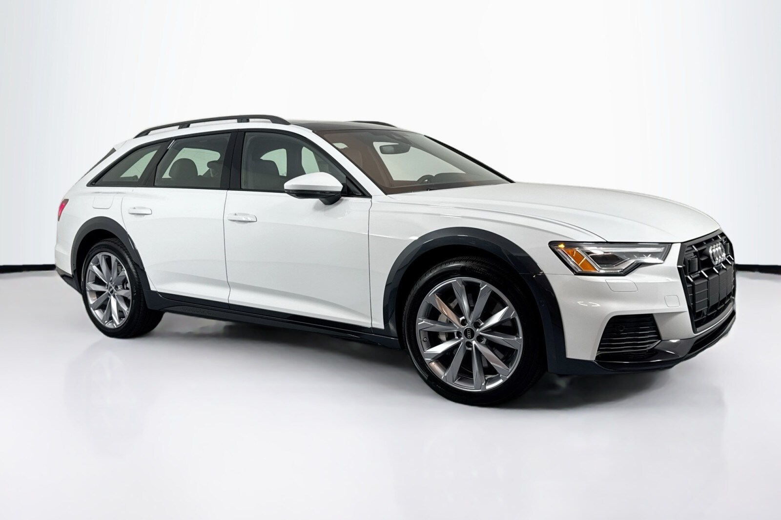 2025 Audi A6 Allroad 3.0 TFSI Premium Plus photo 3