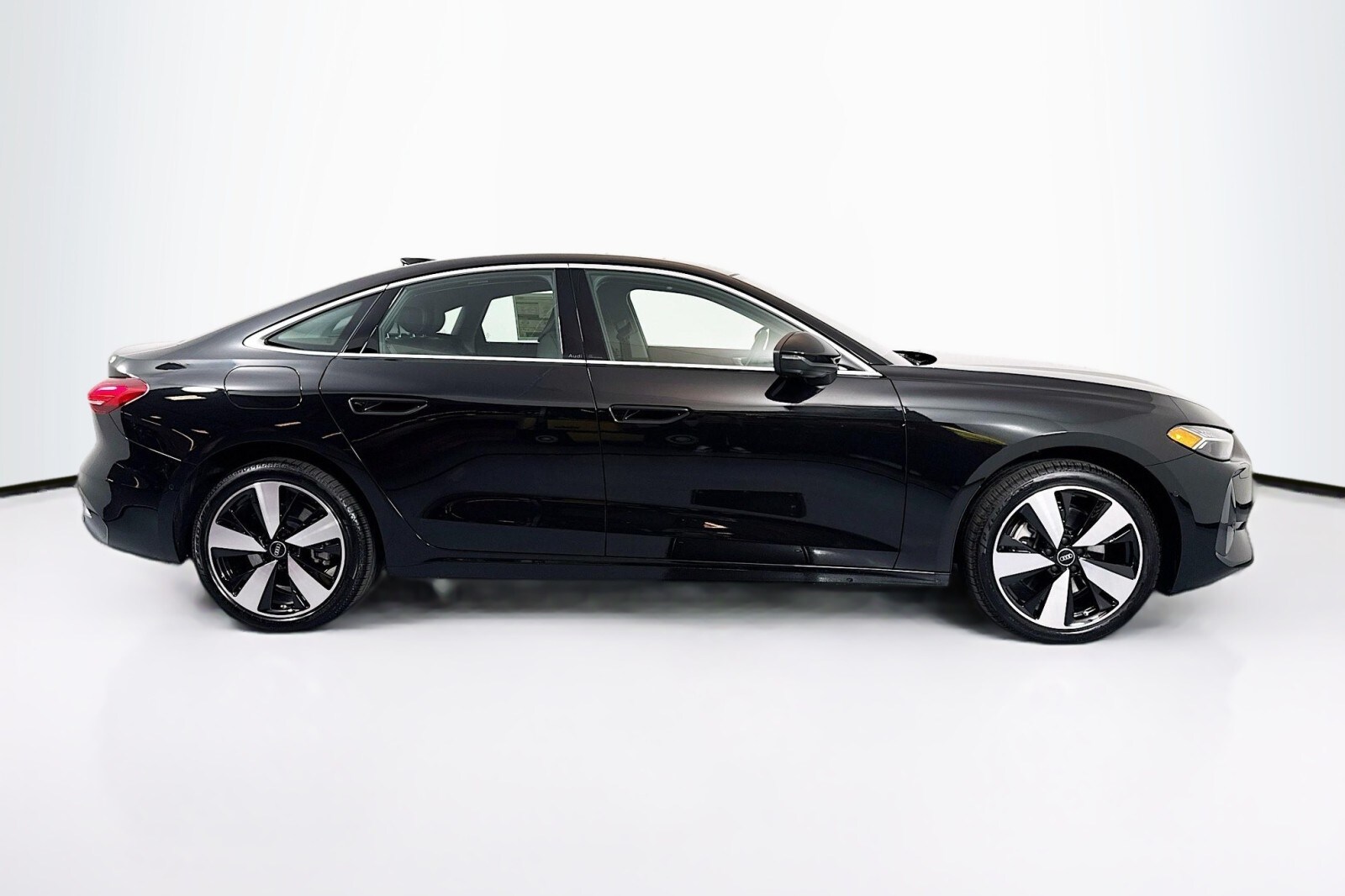 2025 Audi A5 Quattro Premium Plus photo 4