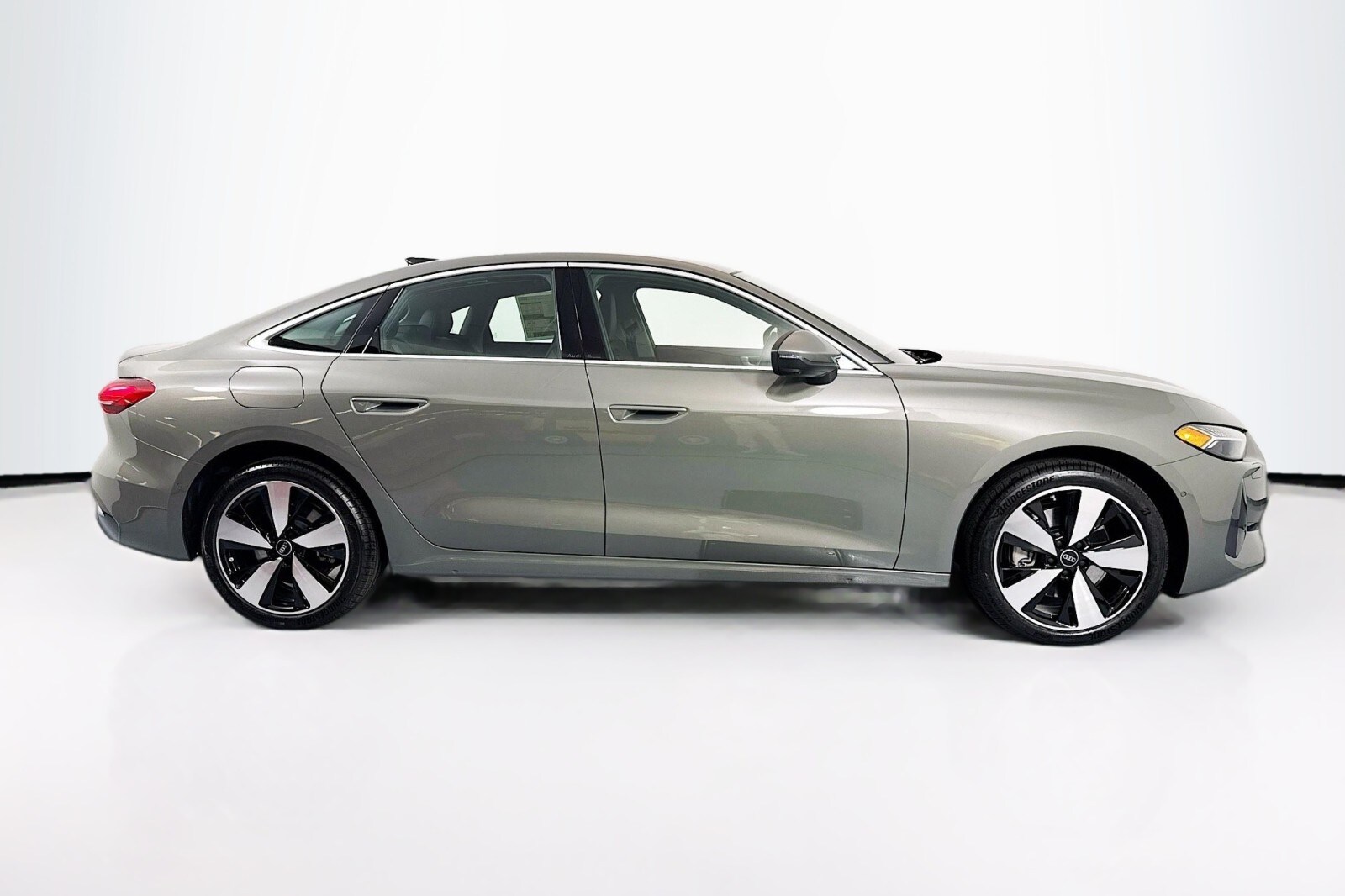 2025 Audi A5 Quattro Premium Plus photo 4