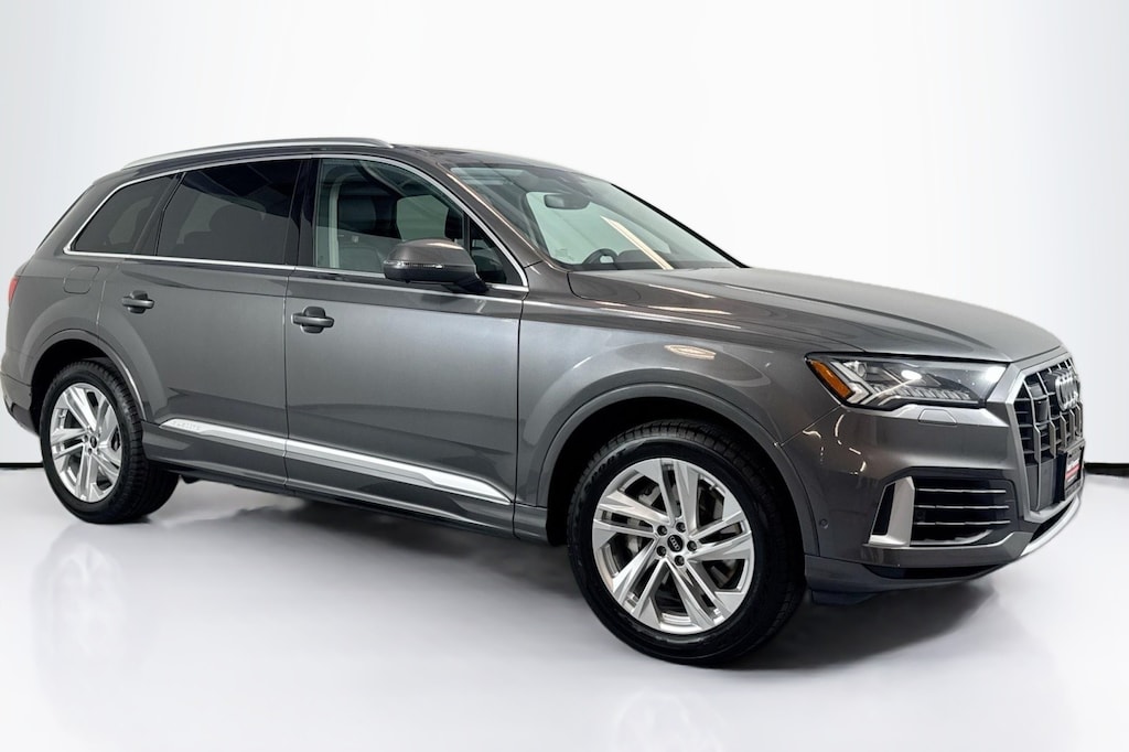 Used 2024 Audi Q7 Premium Plus