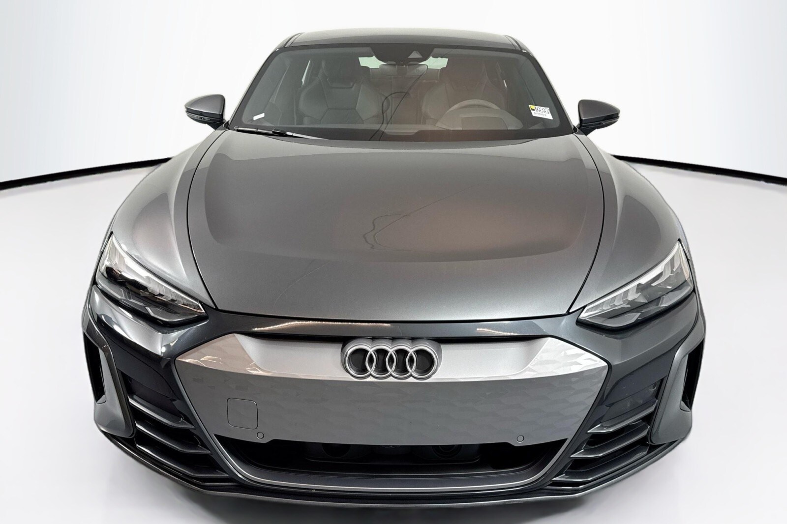 2022 Audi e-tron GT Premium Plus photo 2