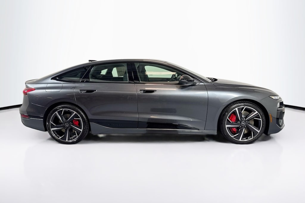 New 2025 Audi S6 Sportback e-tron Prestige Sedan