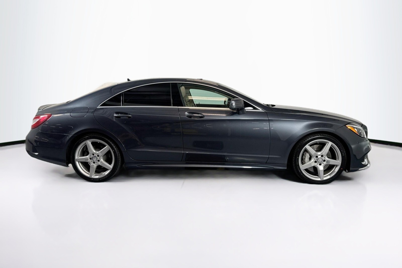 2015 Mercedes Benz CLS 550 photo 4