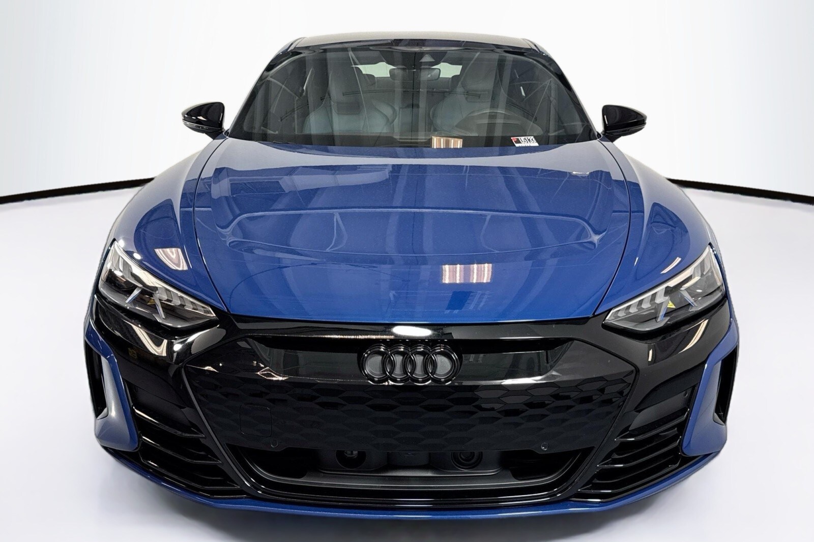 2022 Audi e-tron GT Premium Plus photo 2