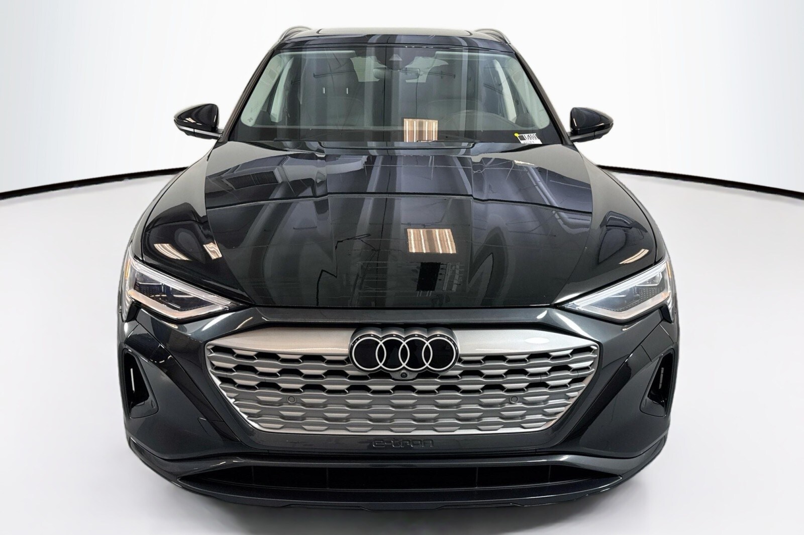 2024 Audi Q8 E-tron Premium Plus photo 2