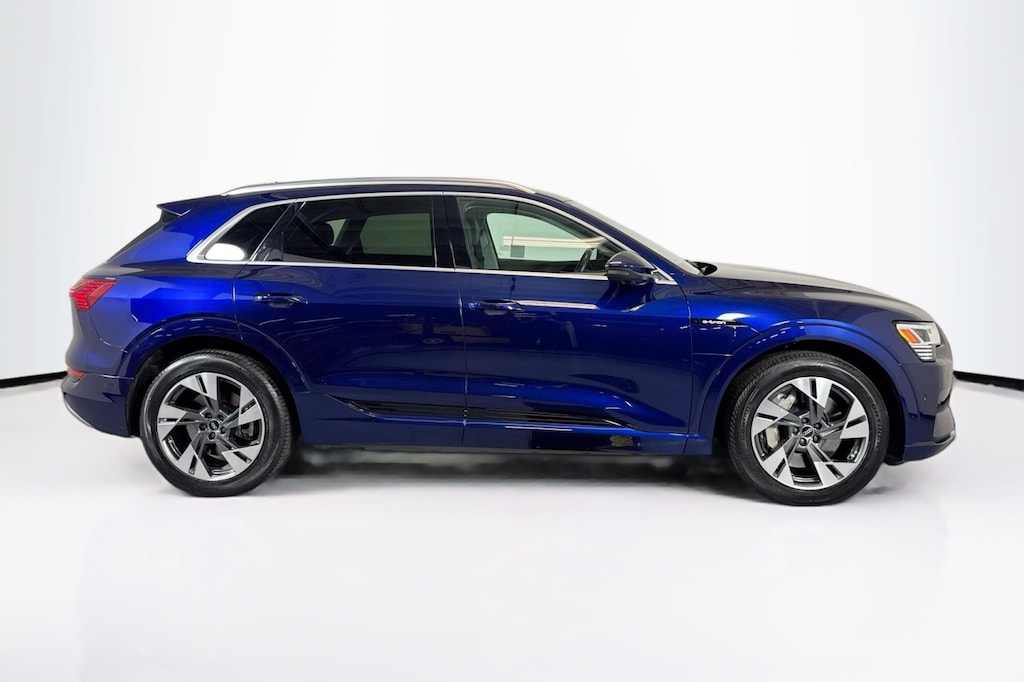 Used 2023 Audi e-tron Premium Plus