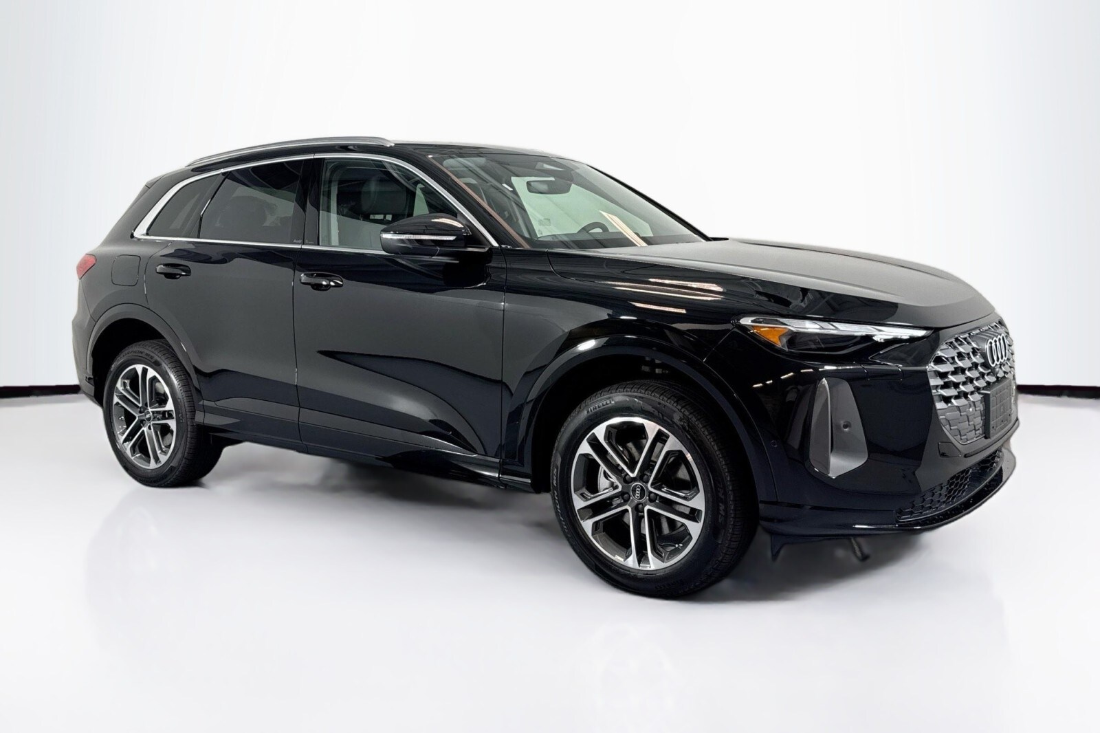 2025 Audi Q5 2.0T Premium photo 3