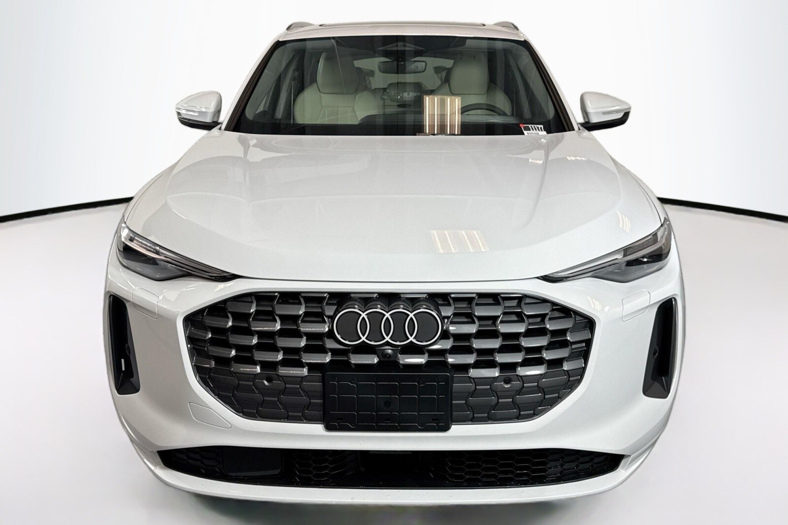 2025 Audi Q5 2.0T Premium Plus photo 2