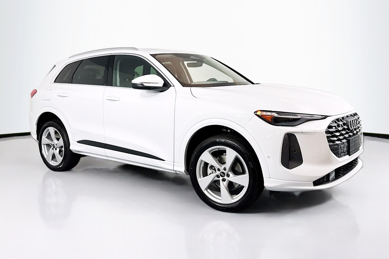 2025 Audi Q5 Premium Plus photo 3