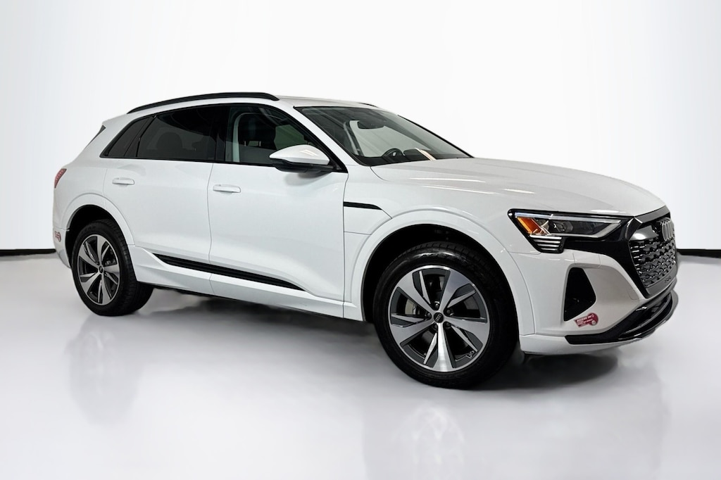 Used 2024 Audi Q8 e-tron Premium