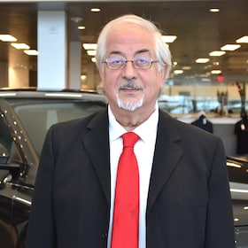 Staff member Toufic Mahfouz from 2e53cb0649ff