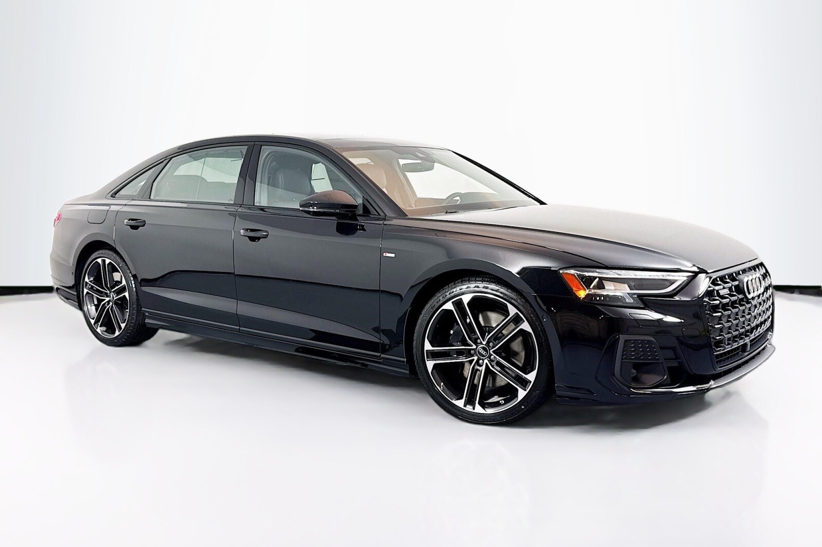 2025 Audi A8 L 55 TFSI Quattro photo 3