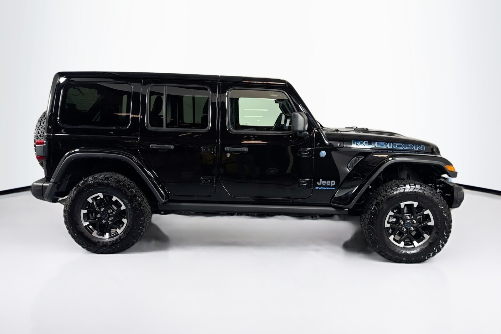 2024 Jeep Wrangler 4xe Rubicon photo 4