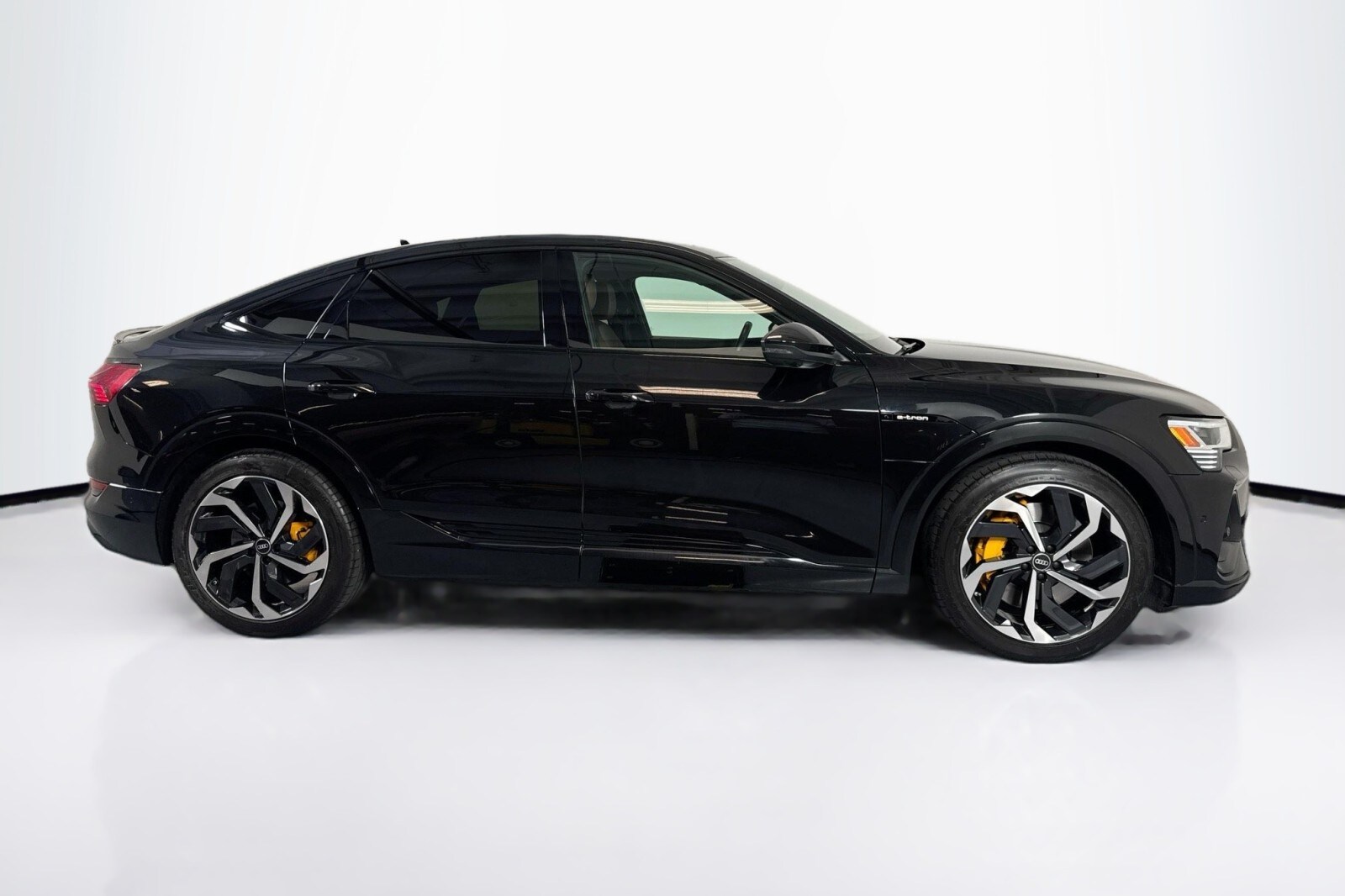 2023 Audi e-tron Sportback S line Premium Plus photo 4