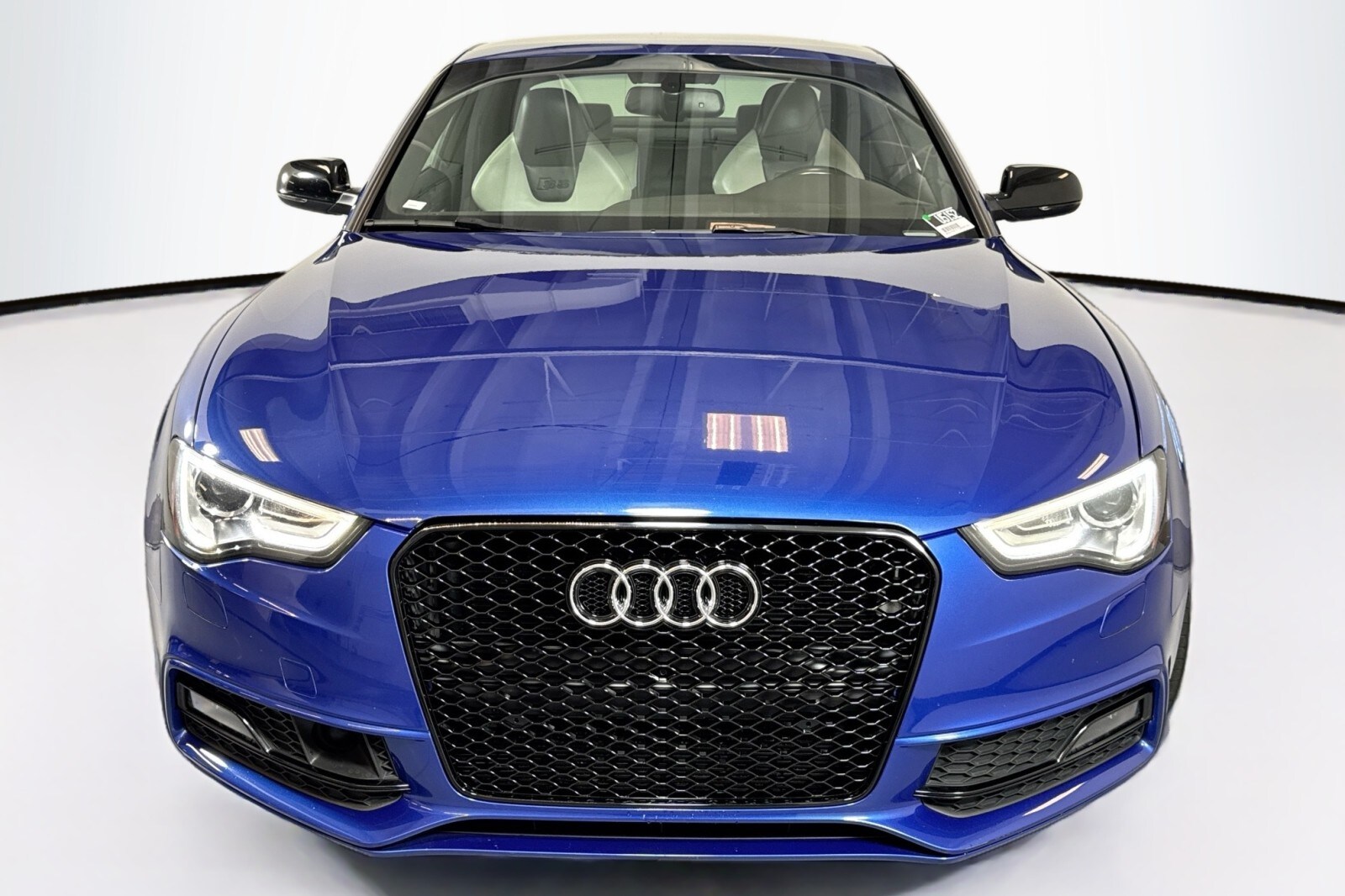 2016 Audi S5 Prestige photo 2