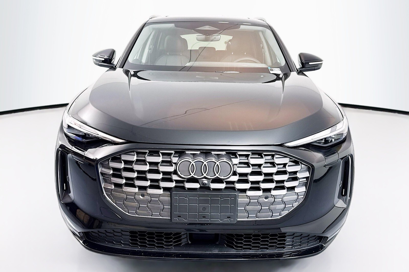 2025 Audi Q5 Premium TFSI photo 2